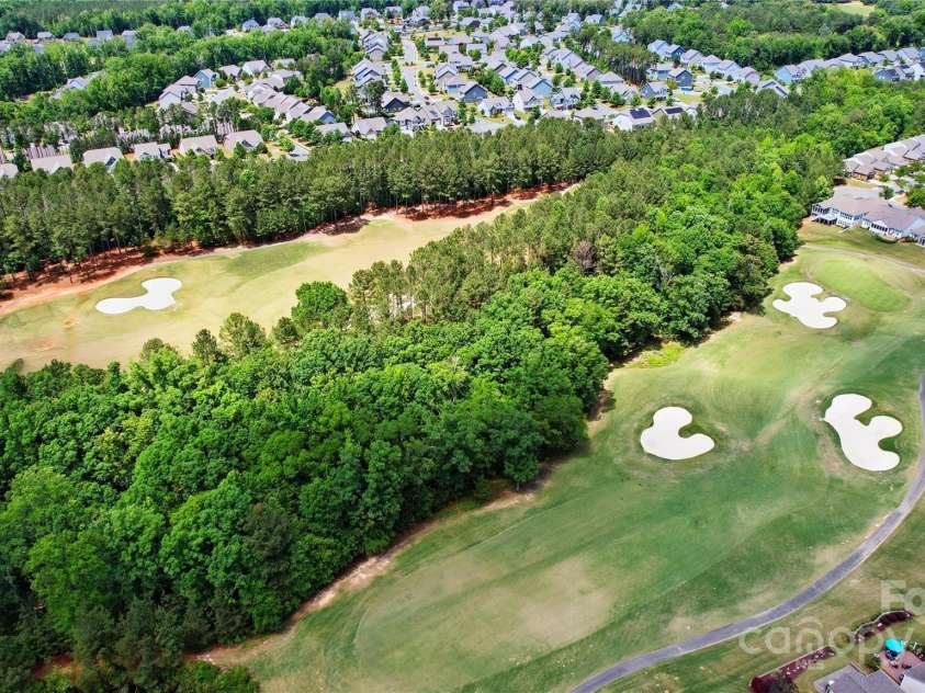 9003 Smokey Hill Lane, Fort Mill, SC 29707.  MLS# CAR4253748, YatesRealty ID 16269. 