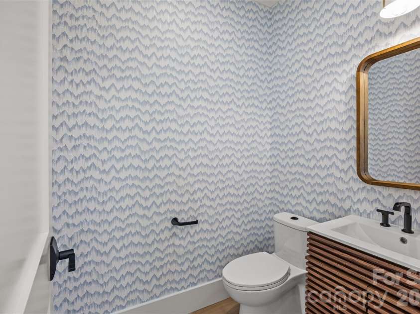 1607 Tippah Park Court, Charlotte, NC 28205.  MLS# CAR4334543, YatesRealty ID 16271. Main Powder Room