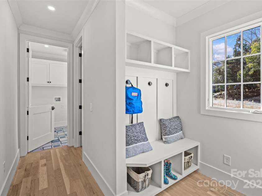 1607 Tippah Park Court, Charlotte, NC 28205.  MLS# CAR4334543, YatesRealty ID 16271. Mud/Drop Zone