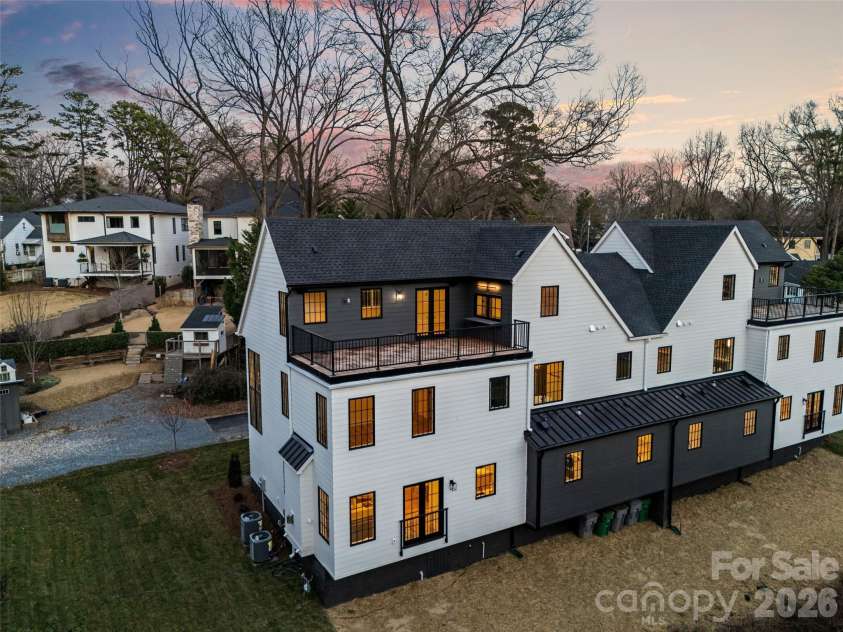 1607 Tippah Park Court, Charlotte, NC 28205.  MLS# CAR4334543, YatesRealty ID 16271. Rear Elevation