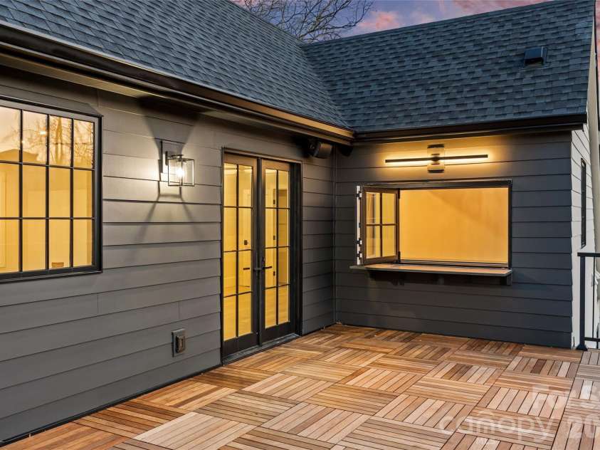 1607 Tippah Park Court, Charlotte, NC 28205.  MLS# CAR4334543, YatesRealty ID 16271. Terrace with Serving Window