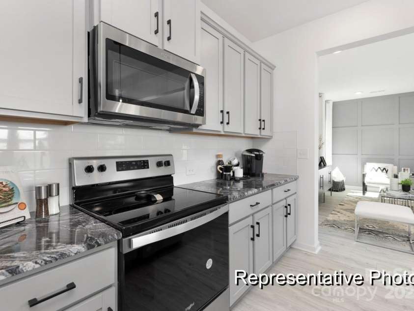 499 Switch Street, York, SC 29745.  MLS# CAR4257939, YatesRealty ID 16271. 