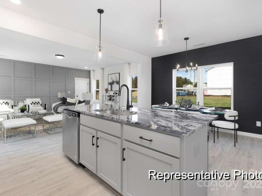 499 Switch Street, York, SC 29745.  MLS# CAR4257939, YatesRealty ID 16271. 