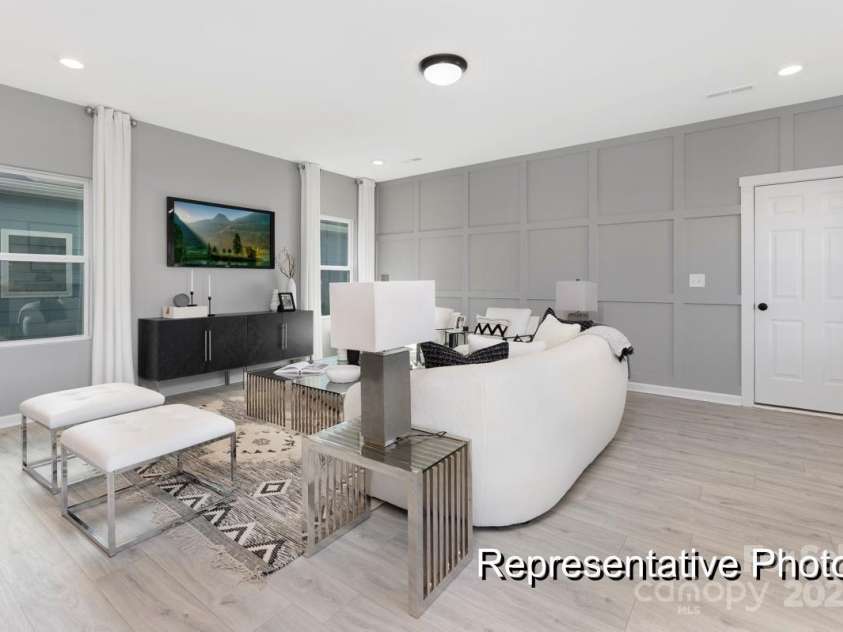 499 Switch Street, York, SC 29745.  MLS# CAR4257939, YatesRealty ID 16271. 