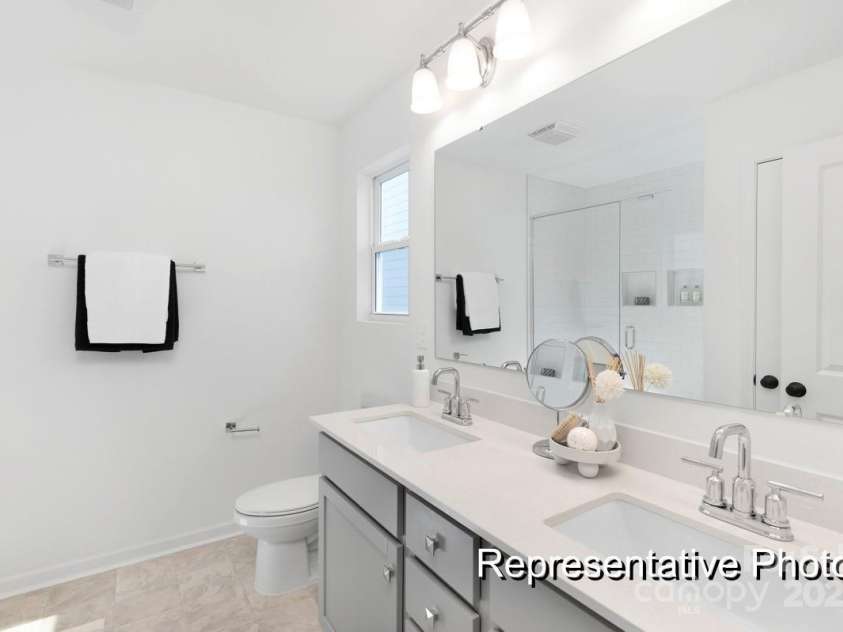 499 Switch Street, York, SC 29745.  MLS# CAR4257939, YatesRealty ID 16271. 