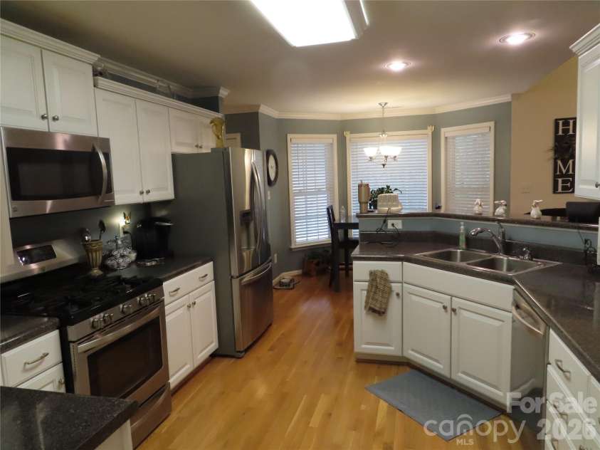 300 Tradewinds Lane, York, SC 29745.  MLS# CAR4374556, YatesRealty ID 16272. 