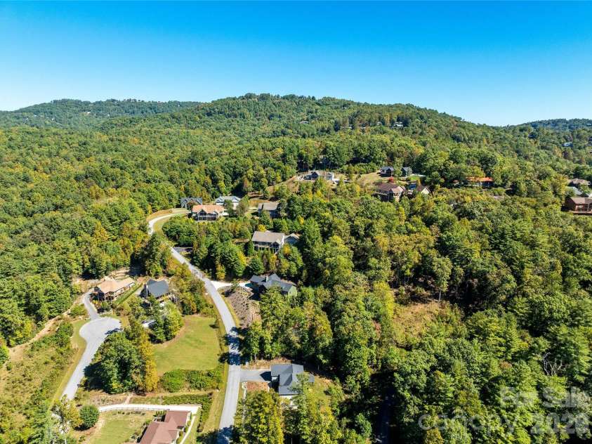 258 Crystal Heights Drive, Hendersonville, NC 28739.  MLS# CAR4345457, YatesRealty ID 16273. 
