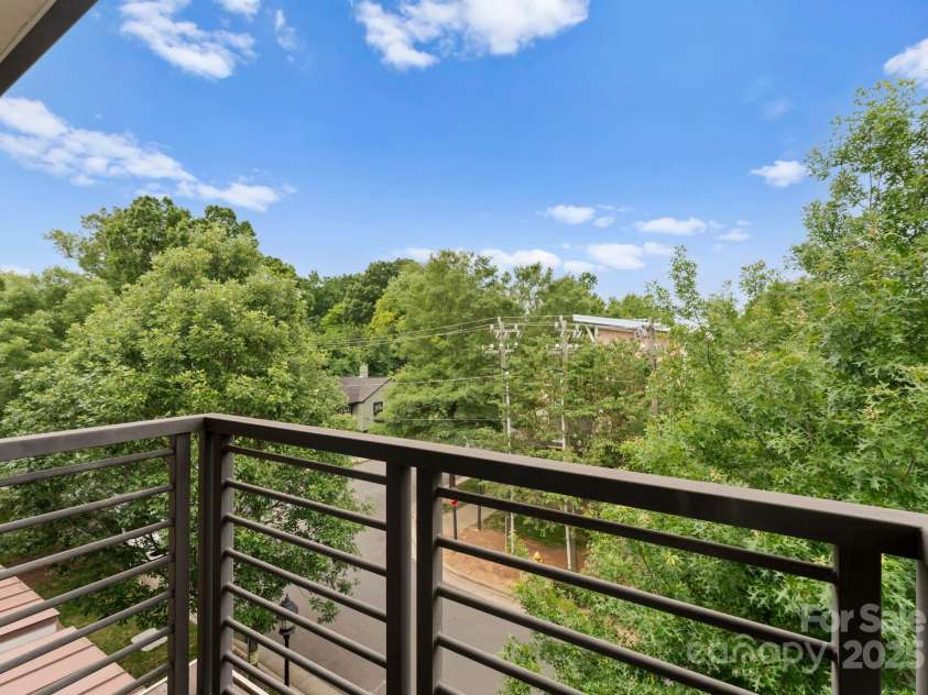 859 Academy Street, Charlotte, NC 28205.  MLS# CAR4260482, YatesRealty ID 16273. 