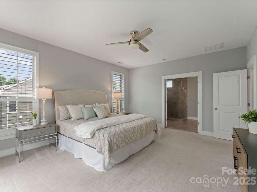 859 Academy Street, Charlotte, NC 28205.  MLS# CAR4260482, YatesRealty ID 16273. 