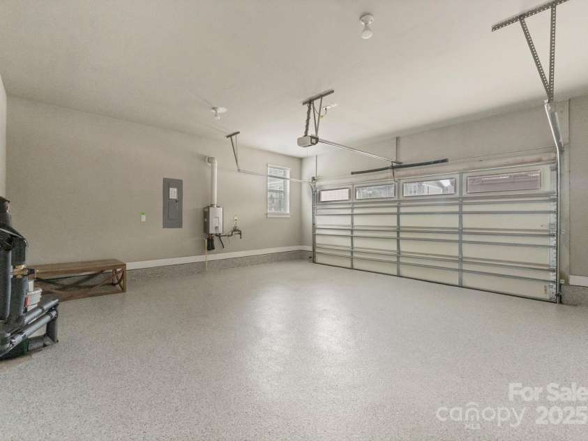 859 Academy Street, Charlotte, NC 28205.  MLS# CAR4260482, YatesRealty ID 16273. 