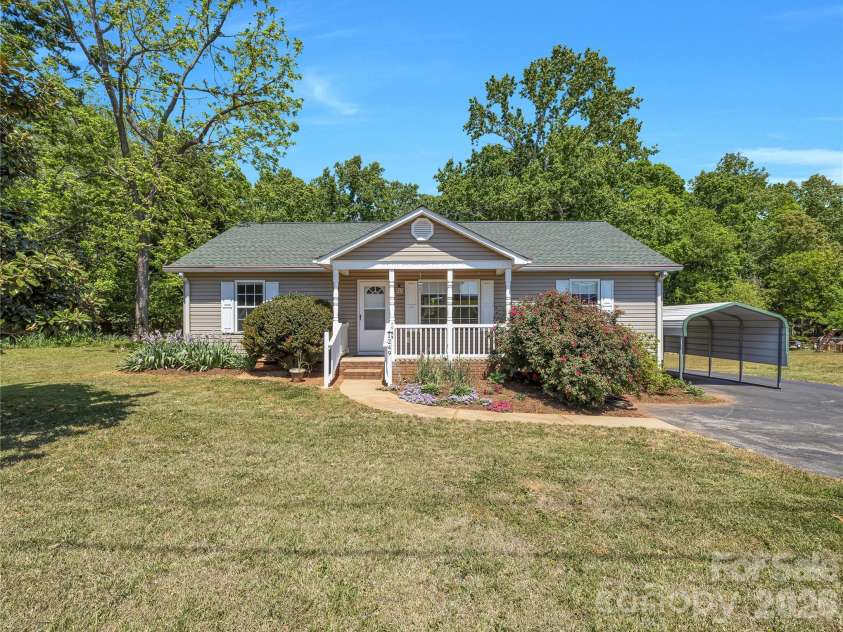 1249 Melvin Hill Road, Campobello, SC 29322.  MLS# CAR4374504, YatesRealty ID 16274. 