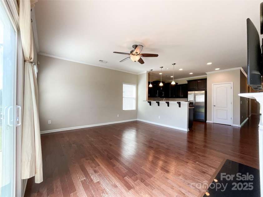 1876 Yellow Daisy Drive, Matthews, NC 28104.  MLS# CAR4252429, YatesRealty ID 16276. 