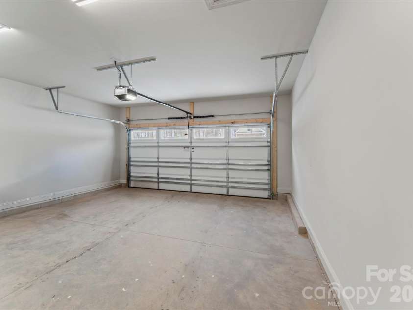 7540 Deer Track Drive, Denver, NC 28037.  MLS# CAR4343994, YatesRealty ID 16276. 