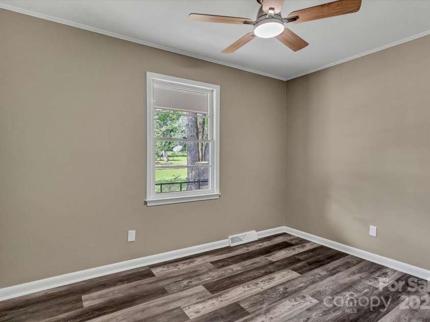 1154 Stringfellow Road, Chester, SC 29706.  MLS# CAR4254898, YatesRealty ID 16278. 