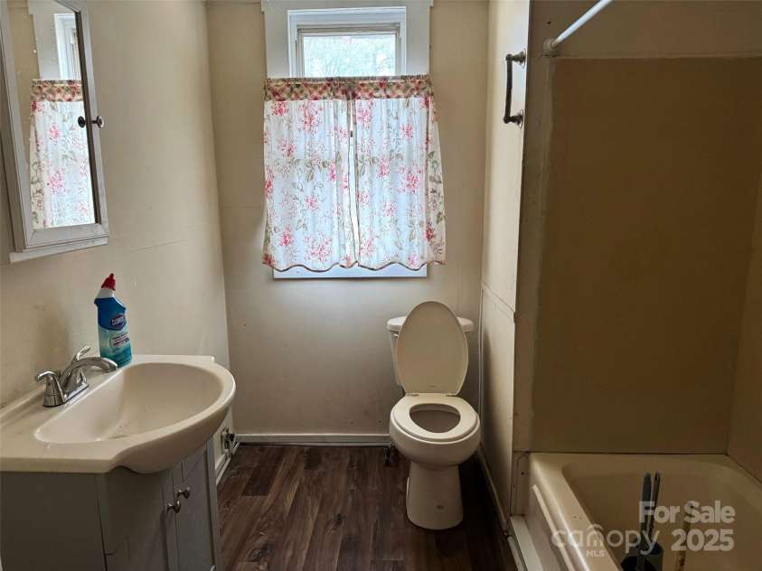 109 2nd Street, Lilesville, NC 28091.  MLS# CAR4325756, YatesRealty ID 1628. 