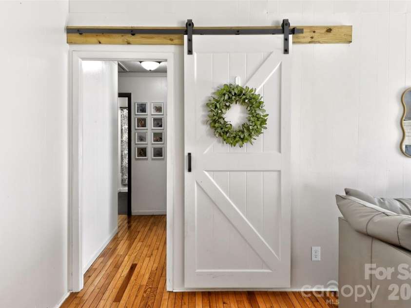 1191 Dale Road, Spruce Pine, NC 28777.  MLS# CAR4371695, YatesRealty ID 16280. 