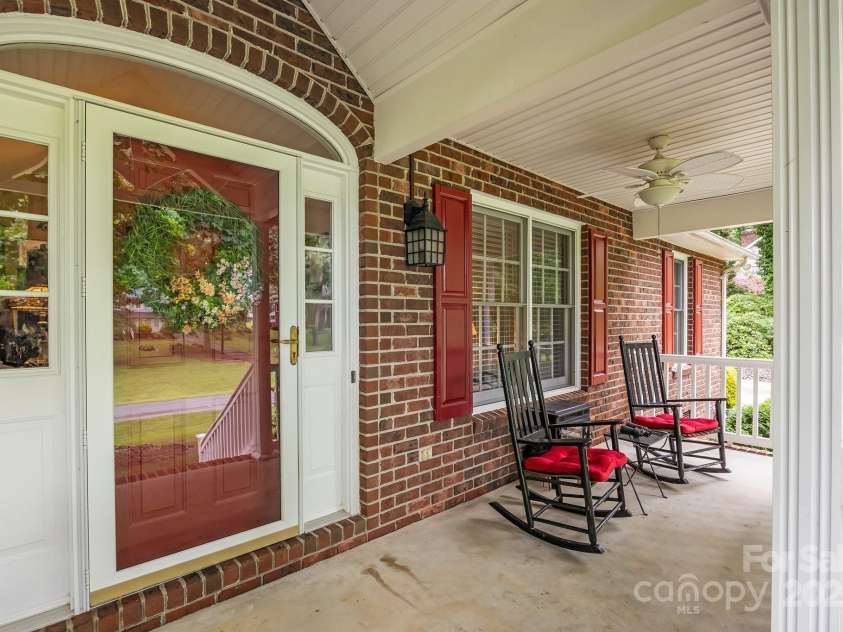 635 Timberlane Trail, Salisbury, NC 28147.  MLS# CAR4265454, YatesRealty ID 16280. 