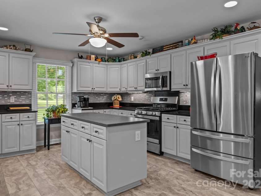 635 Timberlane Trail, Salisbury, NC 28147.  MLS# CAR4265454, YatesRealty ID 16280. 