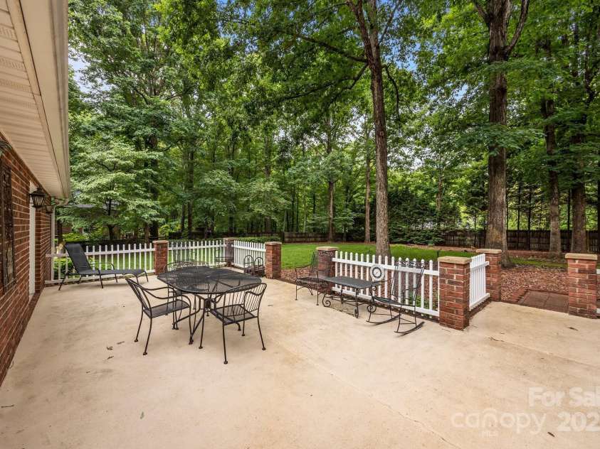 635 Timberlane Trail, Salisbury, NC 28147.  MLS# CAR4265454, YatesRealty ID 16280. 
