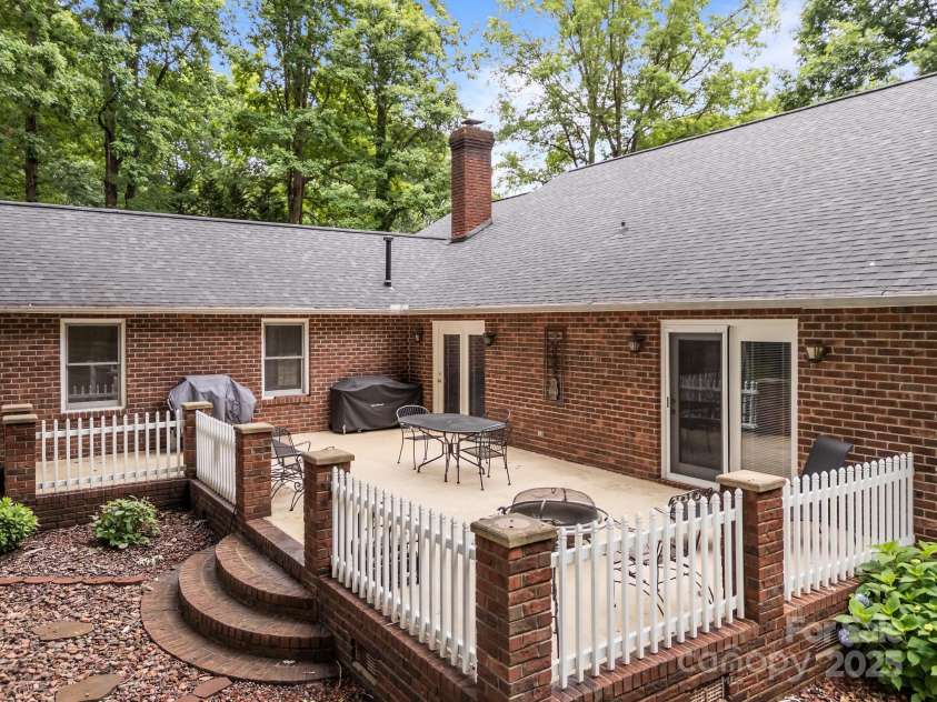 635 Timberlane Trail, Salisbury, NC 28147.  MLS# CAR4265454, YatesRealty ID 16280. 