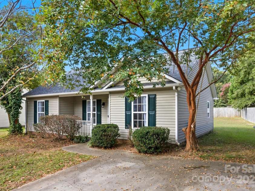 2290 Kestrel Drive, Rock Hill, SC 29732.  MLS# CAR4299234, YatesRealty ID 16281. 