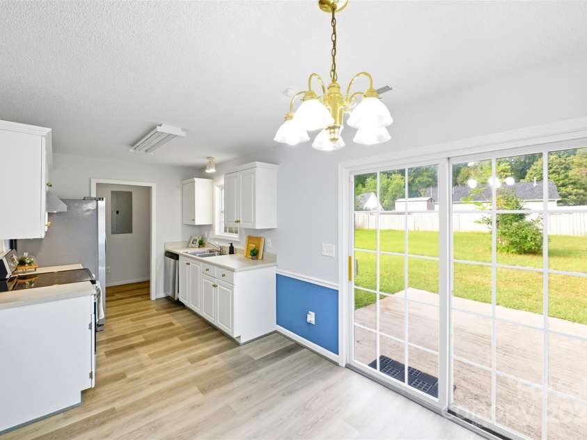 2290 Kestrel Drive, Rock Hill, SC 29732.  MLS# CAR4299234, YatesRealty ID 16281. Dining Area/Kitchen