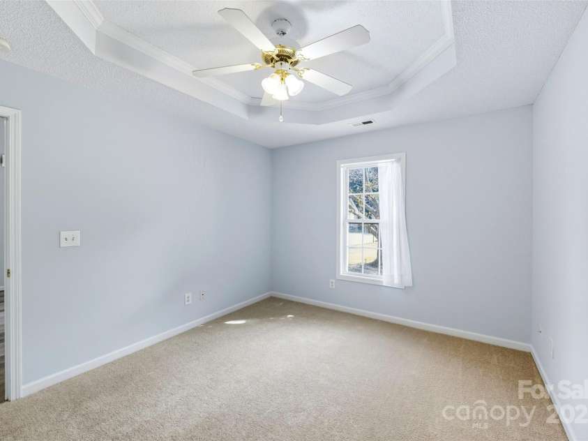 2290 Kestrel Drive, Rock Hill, SC 29732.  MLS# CAR4299234, YatesRealty ID 16281. Primary Bedroom