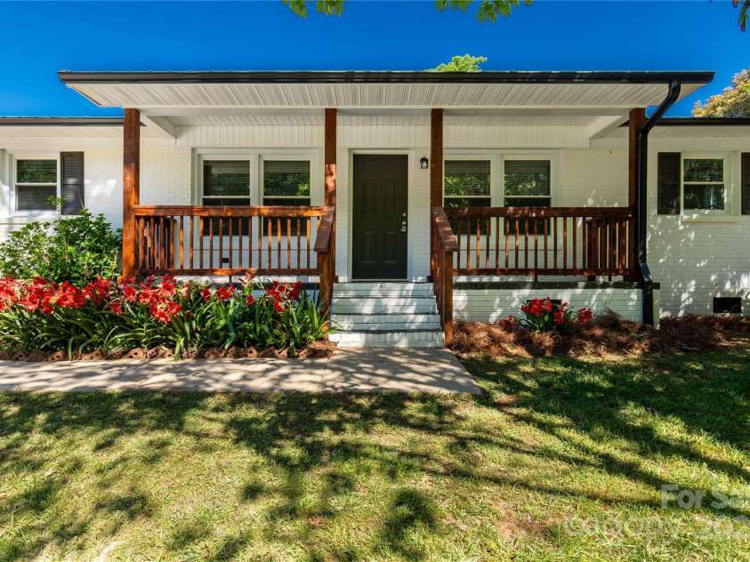 6057 Highway 97 Highway, Hickory Grove, SC 29717.  MLS# CAR4241552, YatesRealty ID 16282. 