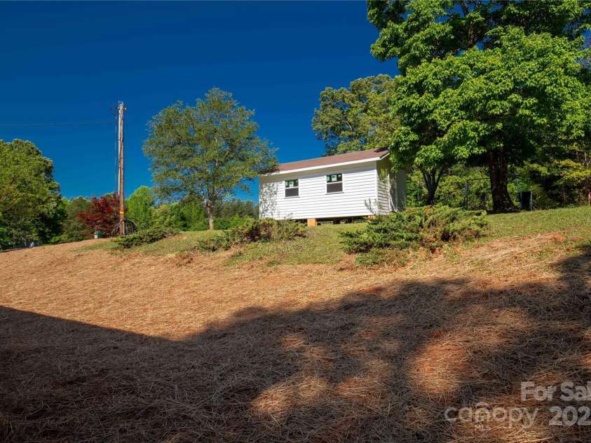 6057 Highway 97 Highway, Hickory Grove, SC 29717.  MLS# CAR4241552, YatesRealty ID 16282. 