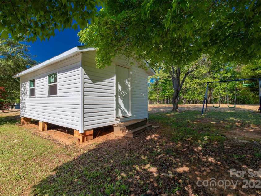 6057 Highway 97 Highway, Hickory Grove, SC 29717.  MLS# CAR4241552, YatesRealty ID 16282. 