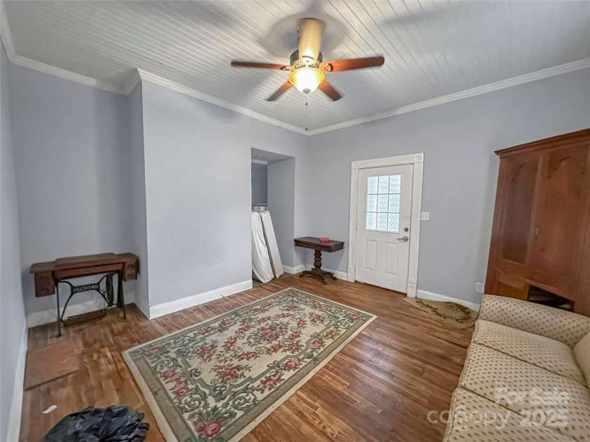 204 Gaston Street, Kings Mountain, NC 28086.  MLS# CAR4259958, YatesRealty ID 16283. 