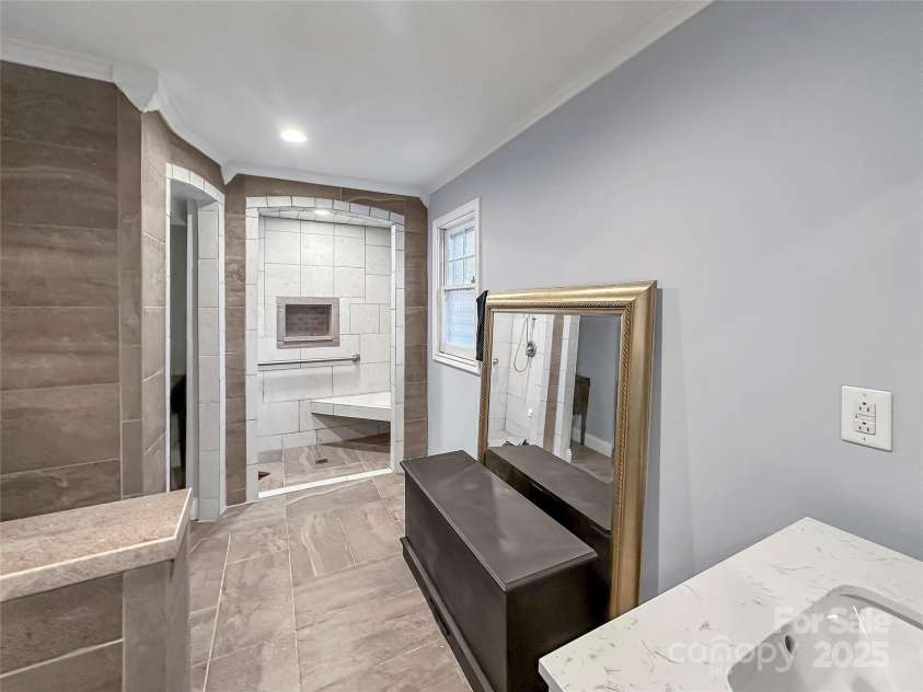 204 Gaston Street, Kings Mountain, NC 28086.  MLS# CAR4259958, YatesRealty ID 16283. 