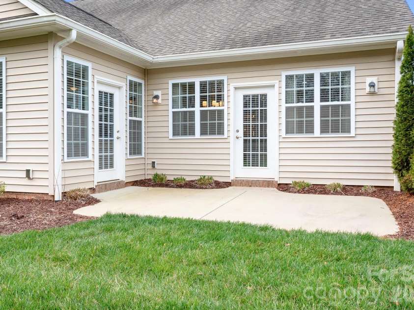 12728 Meetinghouse Drive, Cornelius, NC 28031.  MLS# CAR4361291, YatesRealty ID 16284. Patio