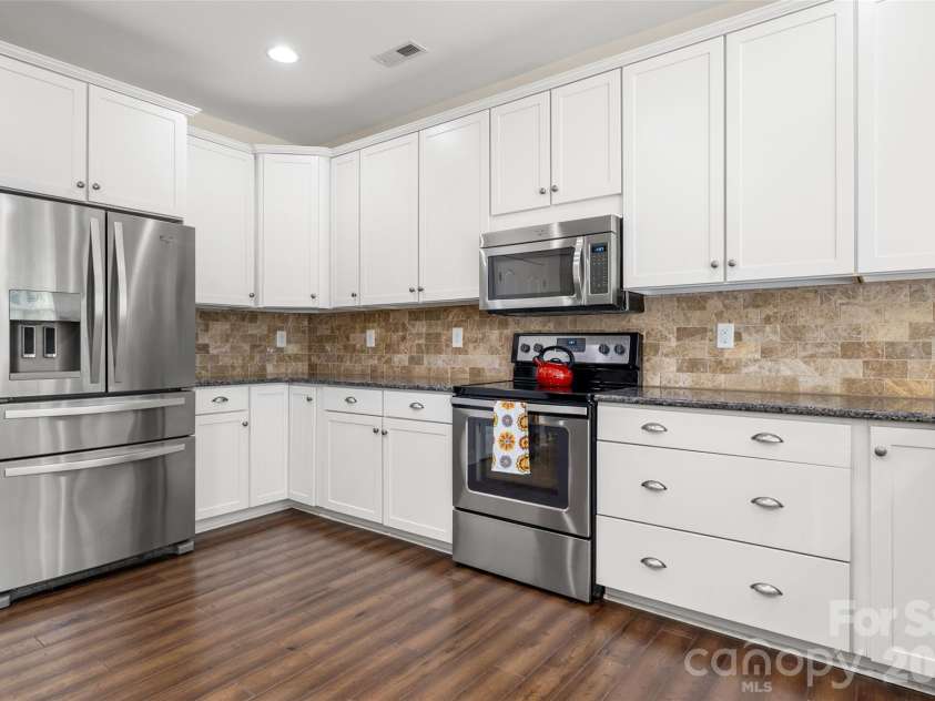 12728 Meetinghouse Drive, Cornelius, NC 28031.  MLS# CAR4408825, YatesRealty ID 16284. 