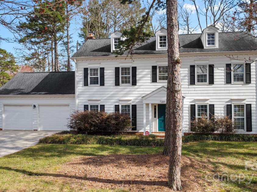 7201 Brassy Creek Lane, Charlotte, NC 28269.  MLS# CAR4225895, YatesRealty ID 16284. 