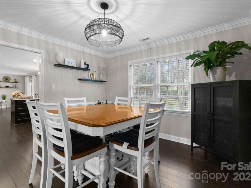 7201 Brassy Creek Lane, Charlotte, NC 28269.  MLS# CAR4225895, YatesRealty ID 16284. 