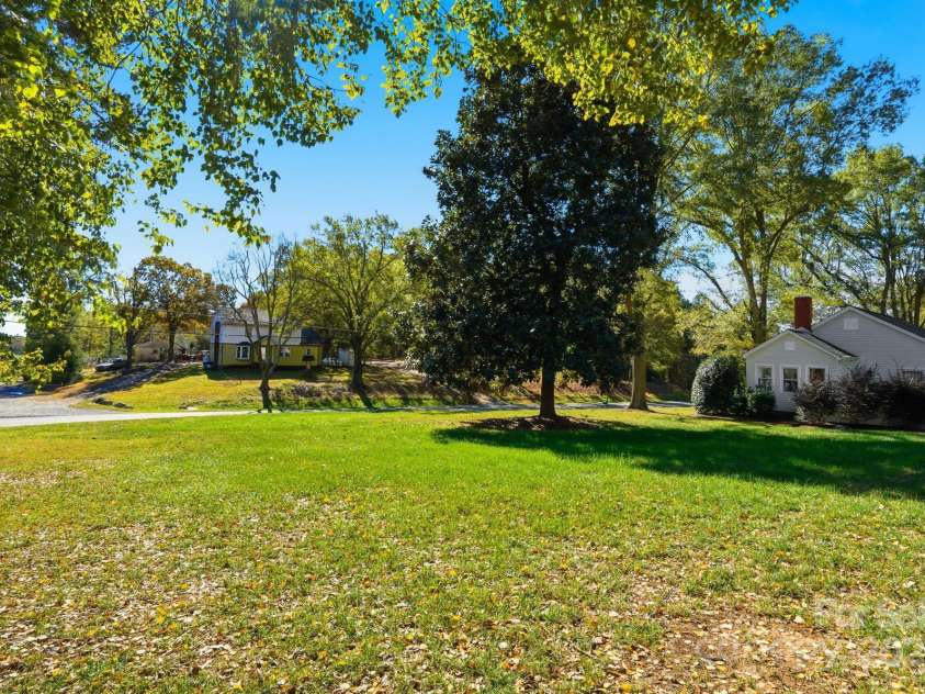 213 Carrie Drive, Oakboro, NC 28129.  MLS# CAR4307483, YatesRealty ID 16286. 