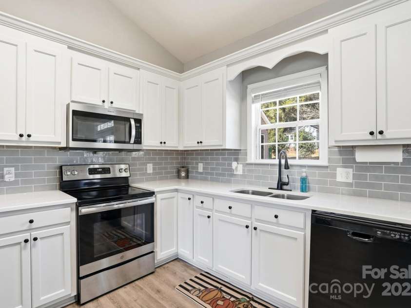 213 Carrie Drive, Oakboro, NC 28129.  MLS# CAR4307483, YatesRealty ID 16286. 