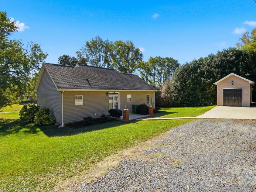 213 Carrie Drive, Oakboro, NC 28129.  MLS# CAR4307483, YatesRealty ID 16286. 
