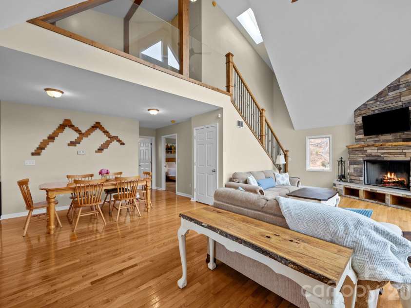 995 Towery Trace, Ellenboro, NC 28040.  MLS# CAR4344395, YatesRealty ID 16287. 