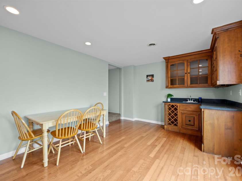 995 Towery Trace, Ellenboro, NC 28040.  MLS# CAR4344395, YatesRealty ID 16287. 