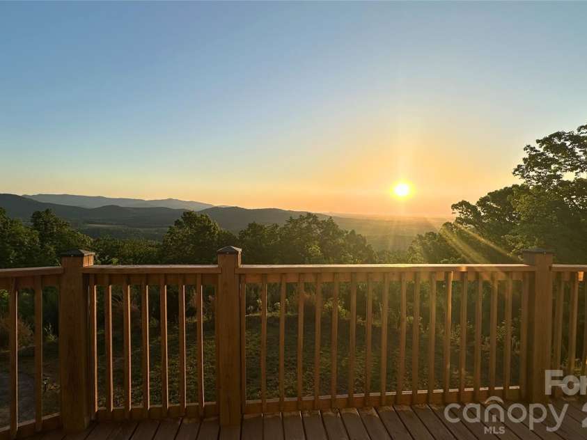995 Towery Trace, Ellenboro, NC 28040.  MLS# CAR4344395, YatesRealty ID 16287. 