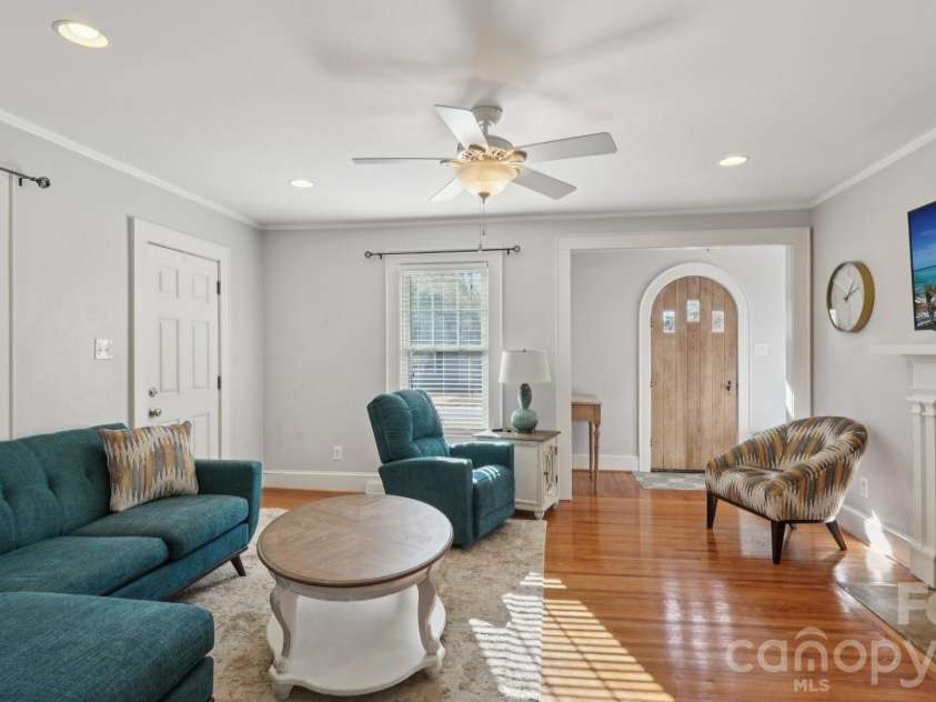552 Hyde Park Drive, Concord, NC 28025.  MLS# CAR4322941, YatesRealty ID 16288. 