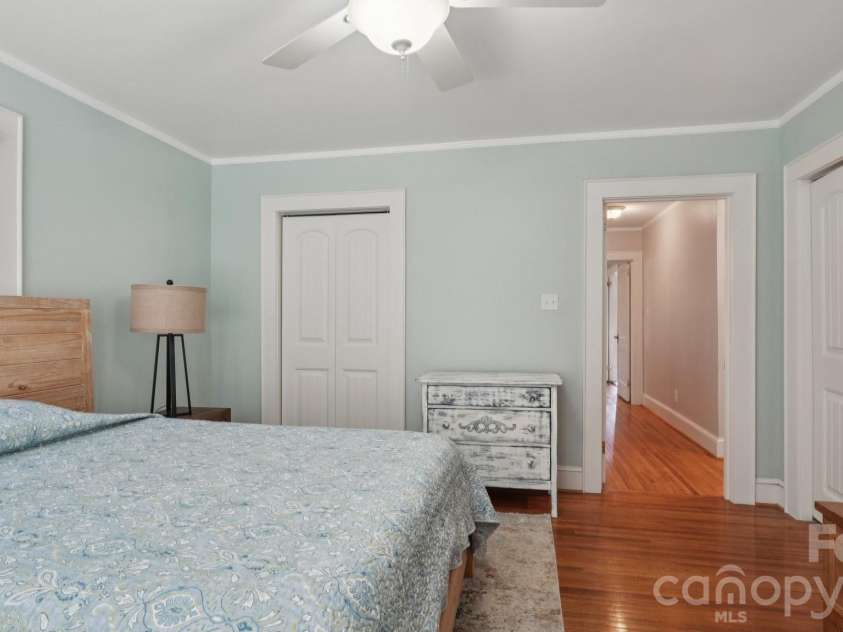 552 Hyde Park Drive, Concord, NC 28025.  MLS# CAR4322941, YatesRealty ID 16288. 