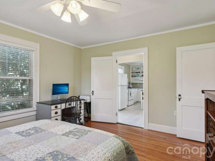 552 Hyde Park Drive, Concord, NC 28025.  MLS# CAR4322941, YatesRealty ID 16288. 