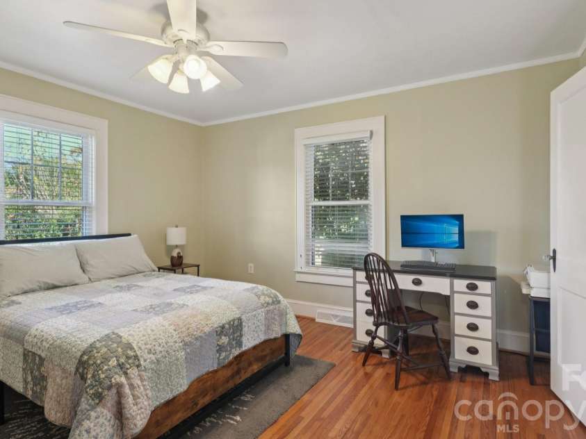 552 Hyde Park Drive, Concord, NC 28025.  MLS# CAR4322941, YatesRealty ID 16288. 