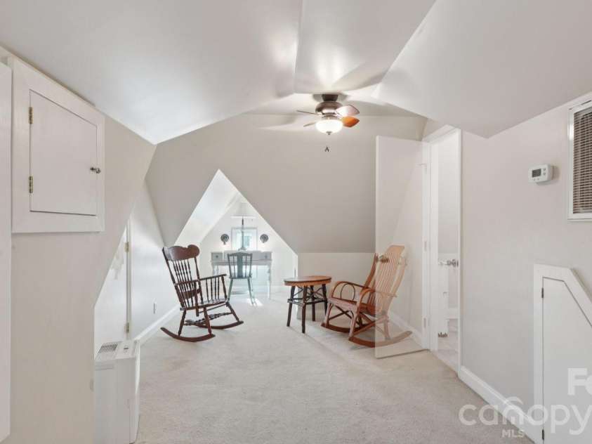 552 Hyde Park Drive, Concord, NC 28025.  MLS# CAR4322941, YatesRealty ID 16288. 