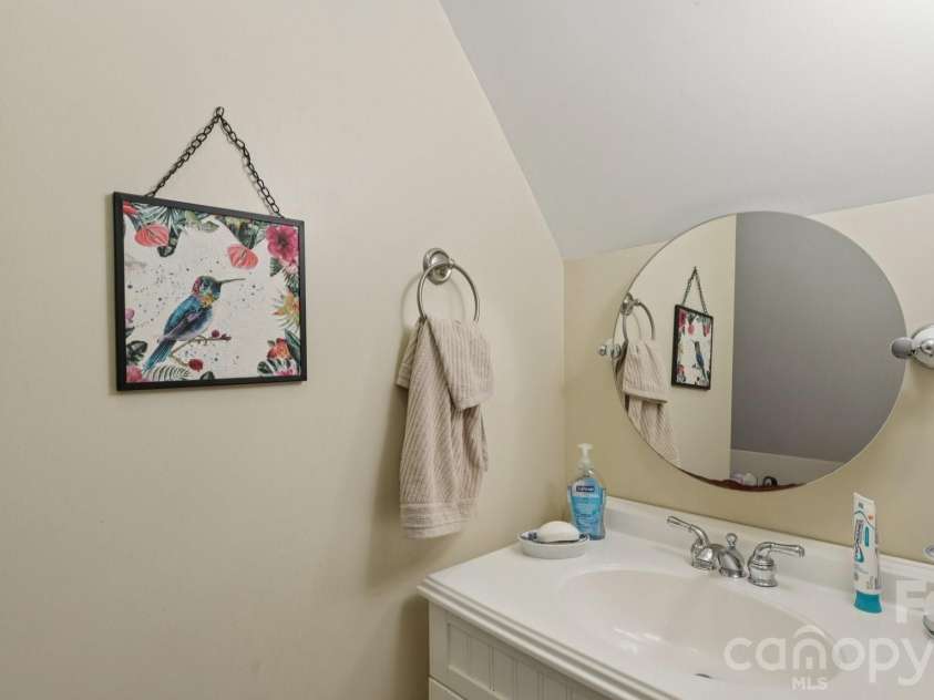 552 Hyde Park Drive, Concord, NC 28025.  MLS# CAR4322941, YatesRealty ID 16288. 