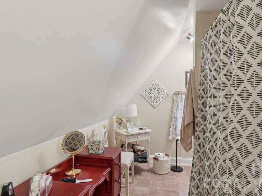 552 Hyde Park Drive, Concord, NC 28025.  MLS# CAR4322941, YatesRealty ID 16288. 