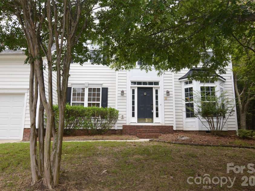 2035 Hollyhedge Lane, Indian Trail, NC 28079.  MLS# CAR4374554, YatesRealty ID 16289. Front view